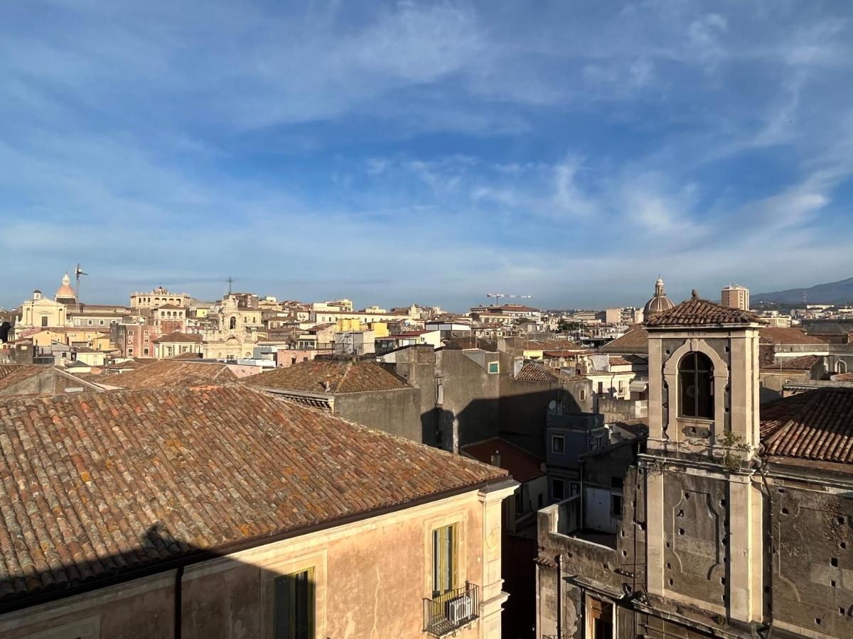 カターニアLa Terrazza Di Sant'Agataアパートメント エクステリア 写真