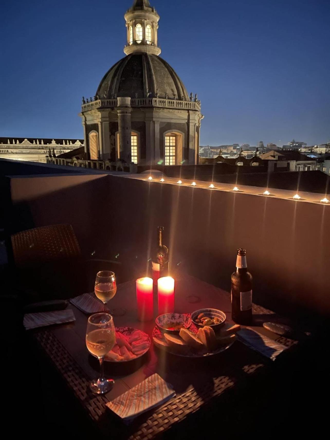 カターニアLa Terrazza Di Sant'Agataアパートメント エクステリア 写真